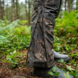 Nash ZT Helluva Waterproof Bib and Brace Camo M