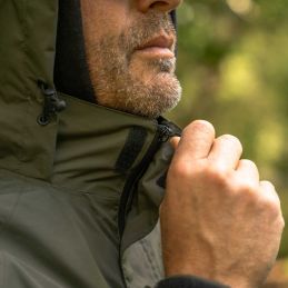 Avid Carp Revolve Waterproof Suit Taille L – Combinaison imperméable légère deux pièces | CarpeConnect