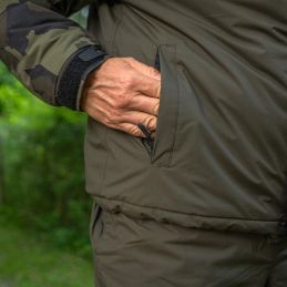 Avid Carp Arctic-Series 2-Piece Thermal Suit Taille XXXXL – Combinaison thermique imperméable | CarpeConnect