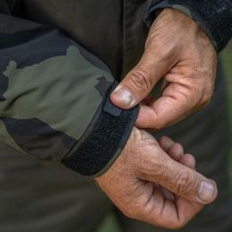Avid Carp Arctic-Series 2-Piece Thermal Suit Taille XXXXL – Combinaison thermique imperméable | CarpeConnect