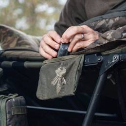 NASH Indulgence HD40 8 Leg Sleep System Camo Wide, lit de pêche carpe, confort haute densité