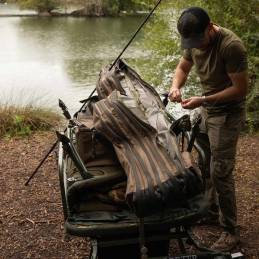 Korda Compac 5 Rod Divide Holdall 12', housse cannes pêche, protection moulinets, robuste et légère