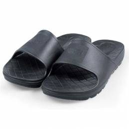 Nash Make It Happen Sliders T41 Black | Claquettes Pêche Carpe | CarpeConnect
