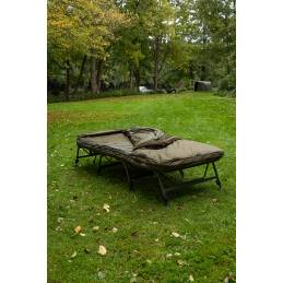 Fox Flatliner MF8 All Season System | Bedchair 8 Pieds avec Sac de Couchage | CarpeConnect